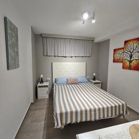 Diamond Cristianos Apartment *