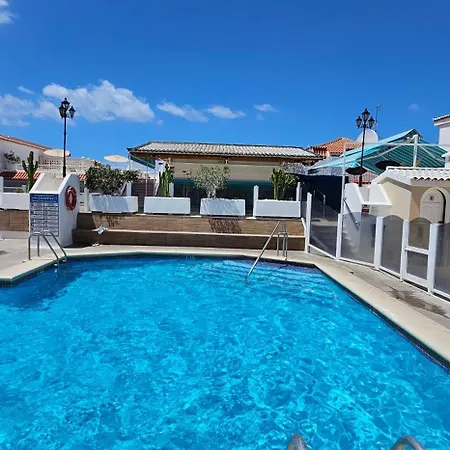 Diamond Cristianos Apartment *